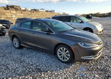 2015 Chrysler 200 C z USA, uszkodzony, nr VIN 1C3CCCCB9FN555256